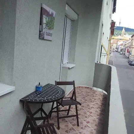 Anna Apartmanok Pécs Exterior photo